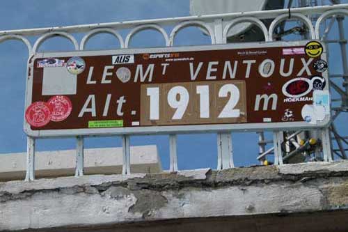 Voormalig hoogtebord 1912m boven het souvenirwinkeltje