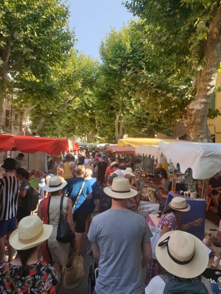 Markt in Bedoin. Foto: Hans Brouwer - HansintheProvence