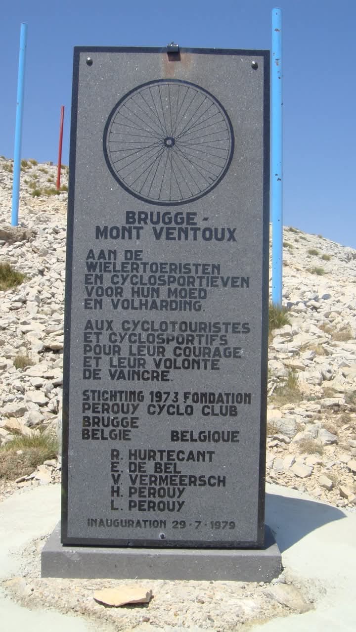 Gedenksteen Brugge Mont Ventoux.